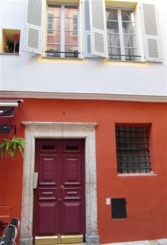 Charming Corner Abode With Castle Views Apartment Nice Exterior photo